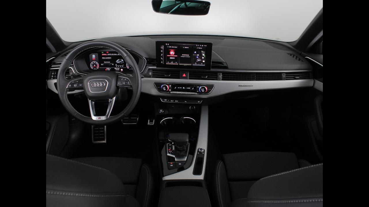 AUDI A4 V 2019 Avant - A4 Avant 40 2.0 tdi mhev S line edition quattro 204cv s-tronic