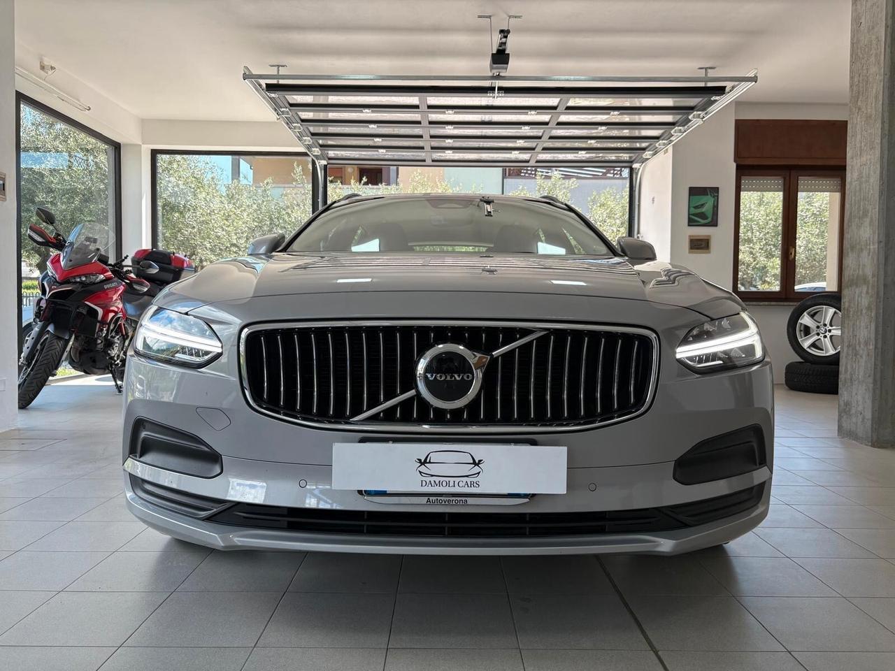 Volvo V90 B4 automatico Plus Bright