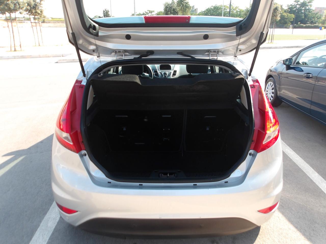 FORD FIESTA 1.2 BENZ-2011-GARANZIA FULL
