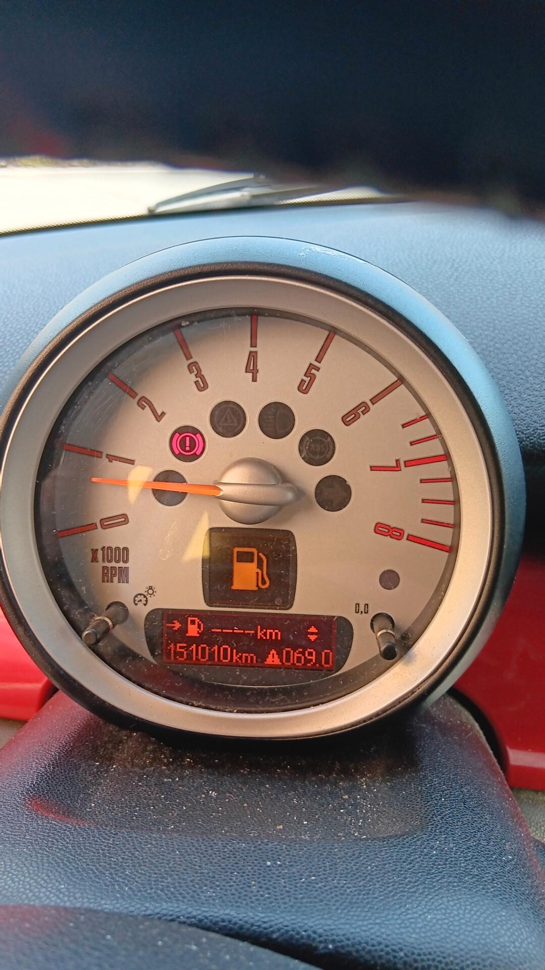 Mini 1.4 16V One Chili