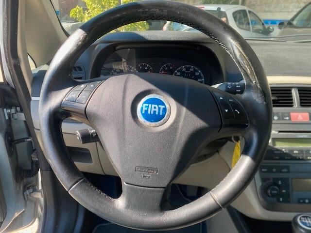 Fiat Grande Punto 1.3 MJT 90 CV 5 porte Dynamic