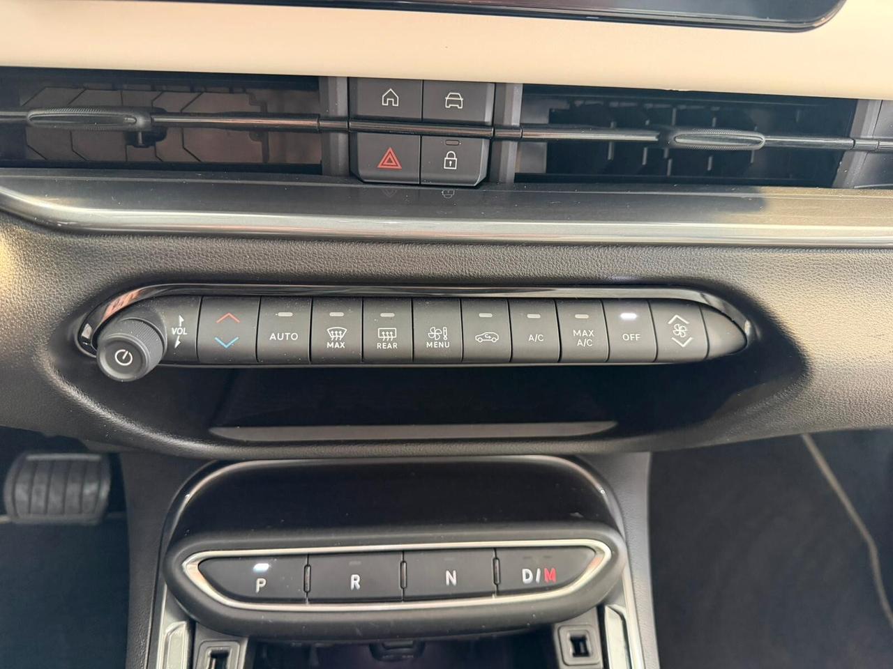 Fiat 600 Hybrid 100 CV DCT MHEV La Prima