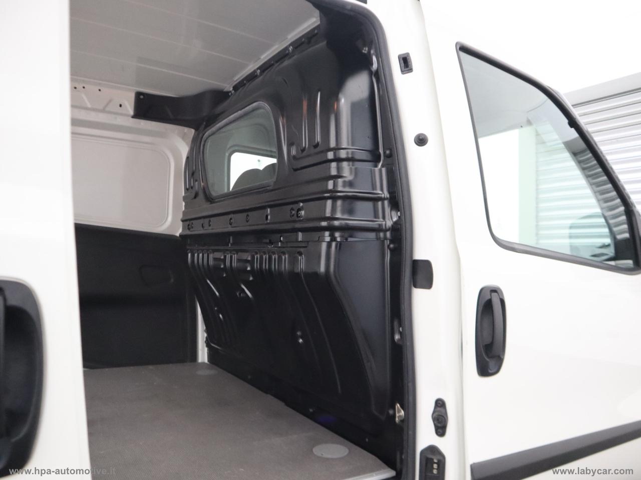 FIAT Doblò 1.6 MJT 120CV MAXI 3 POSTI NAVI RETROCAMERA CLIMA AUTOMATICO