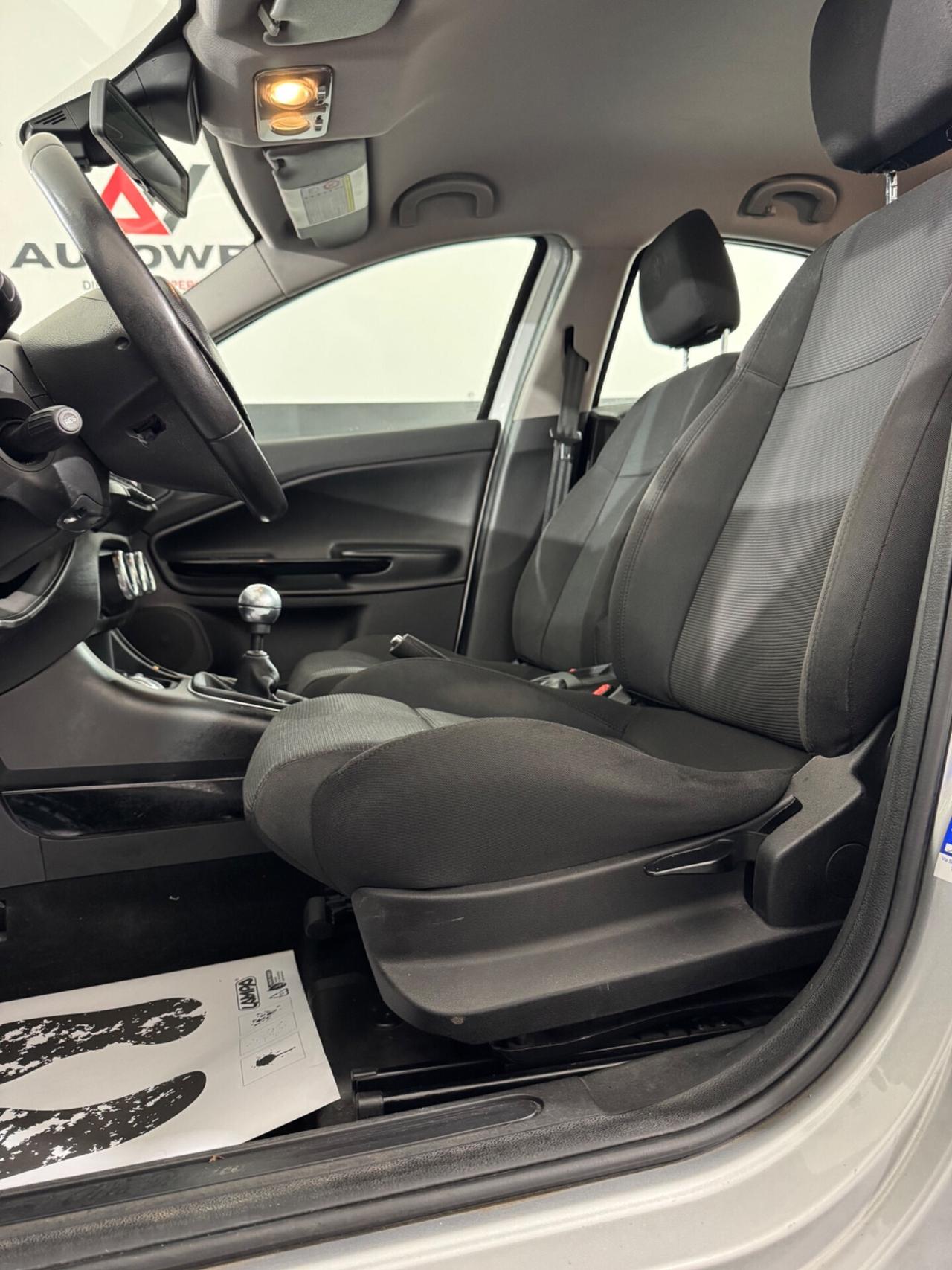 Alfa Romeo Giulietta 1.6 JTDm-2 105 CV Exclusive