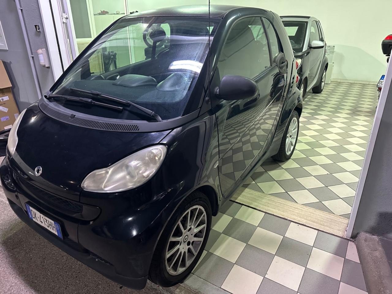 Smart ForTwo 1000 62 kW coupé passion