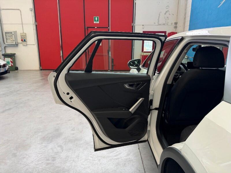 AUDI Q2 Q2 1.6 TDI S tronic