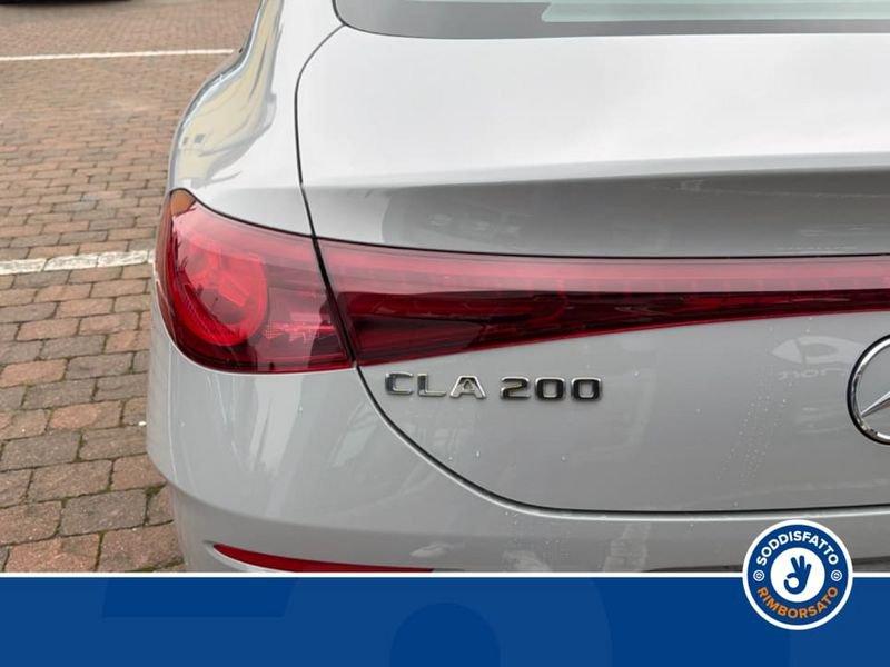 Mercedes-Benz CLA 200 Automatic Coupé AMG Line Premium