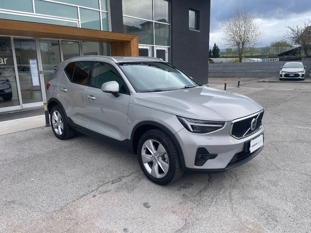 VOLVO - XC40 - B3 automatico Core