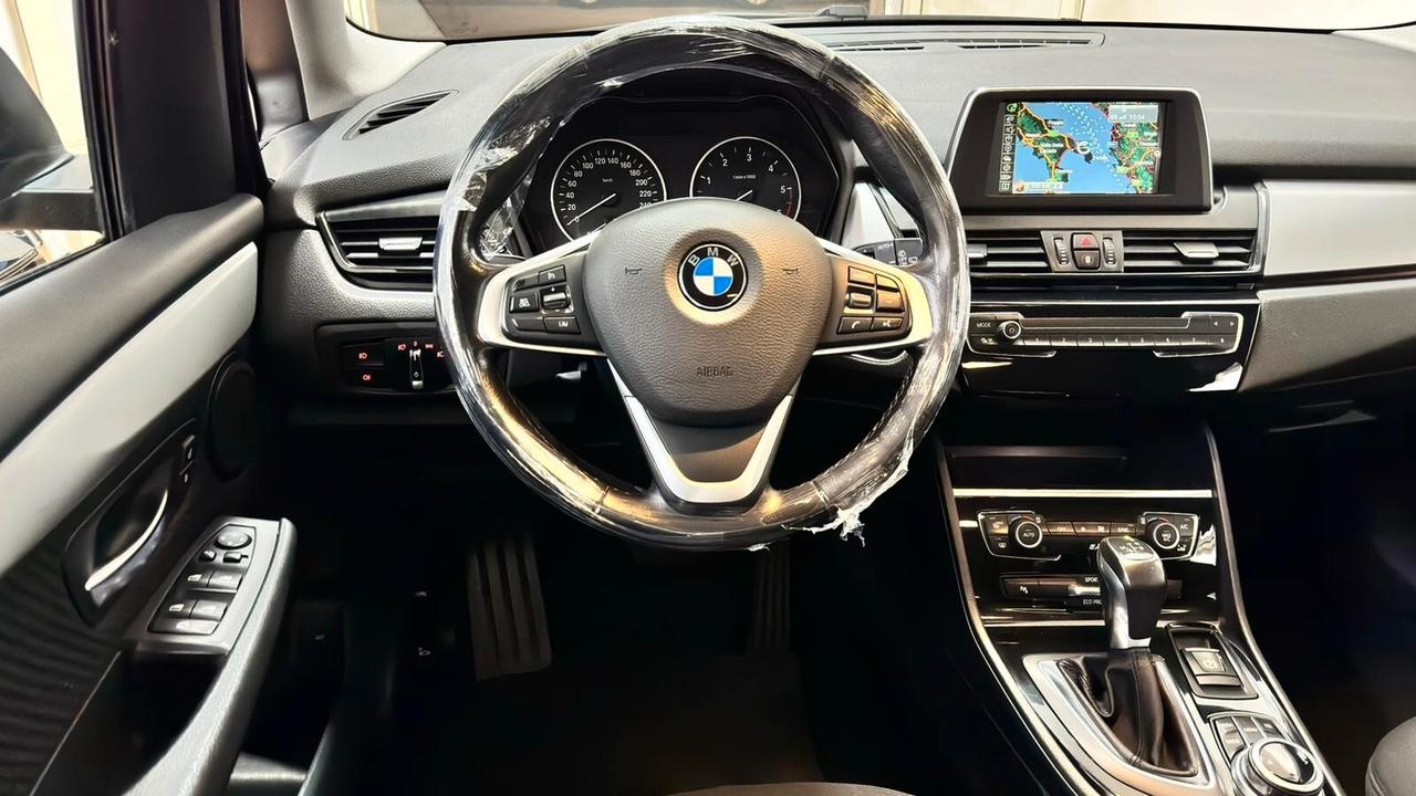 Bmw 2er Active Tourer 216d Luxury