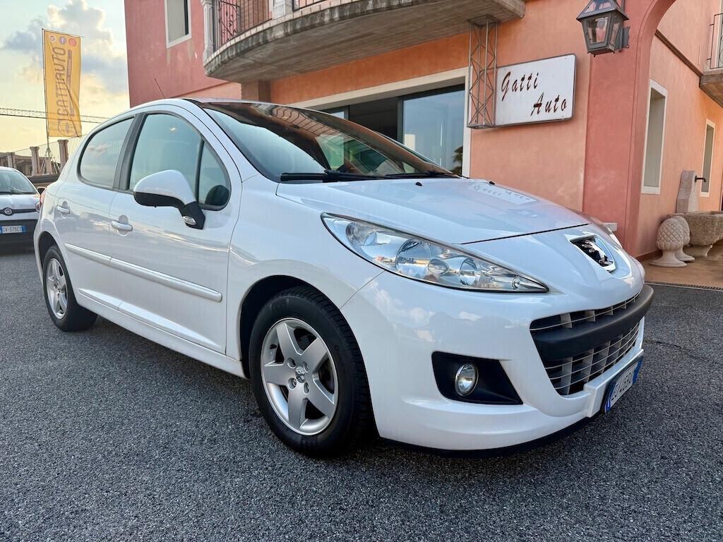 Peugeot 207 1.4 HDi 70CV 5p. Allure