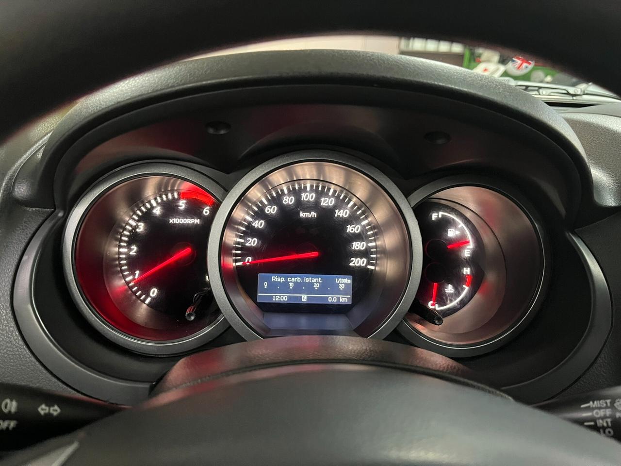 Suzuki Grand Vitara 1.9 DDiS 3 PORTE, con ridotte