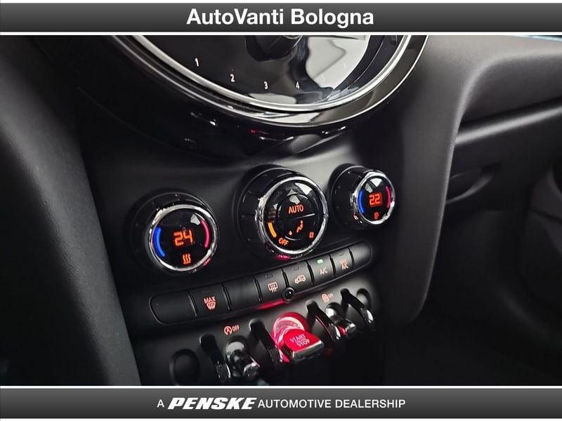 MINI Mini 5 porte Mini 5p 1.5 One Essential 75cv