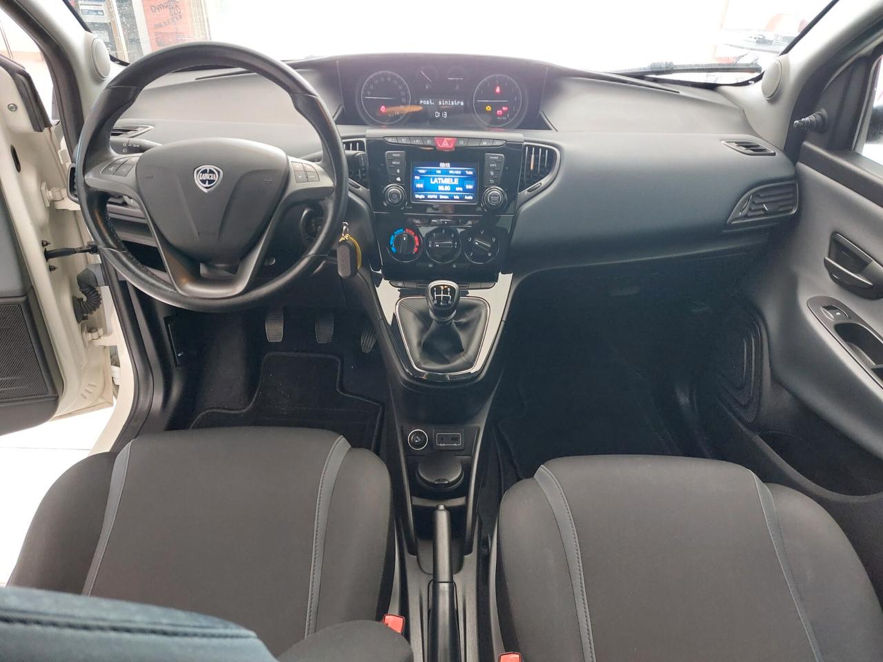 Lancia Ypsilon 1.2 benzina