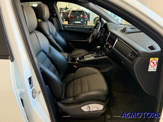 PORSCHE Macan 2.0 T