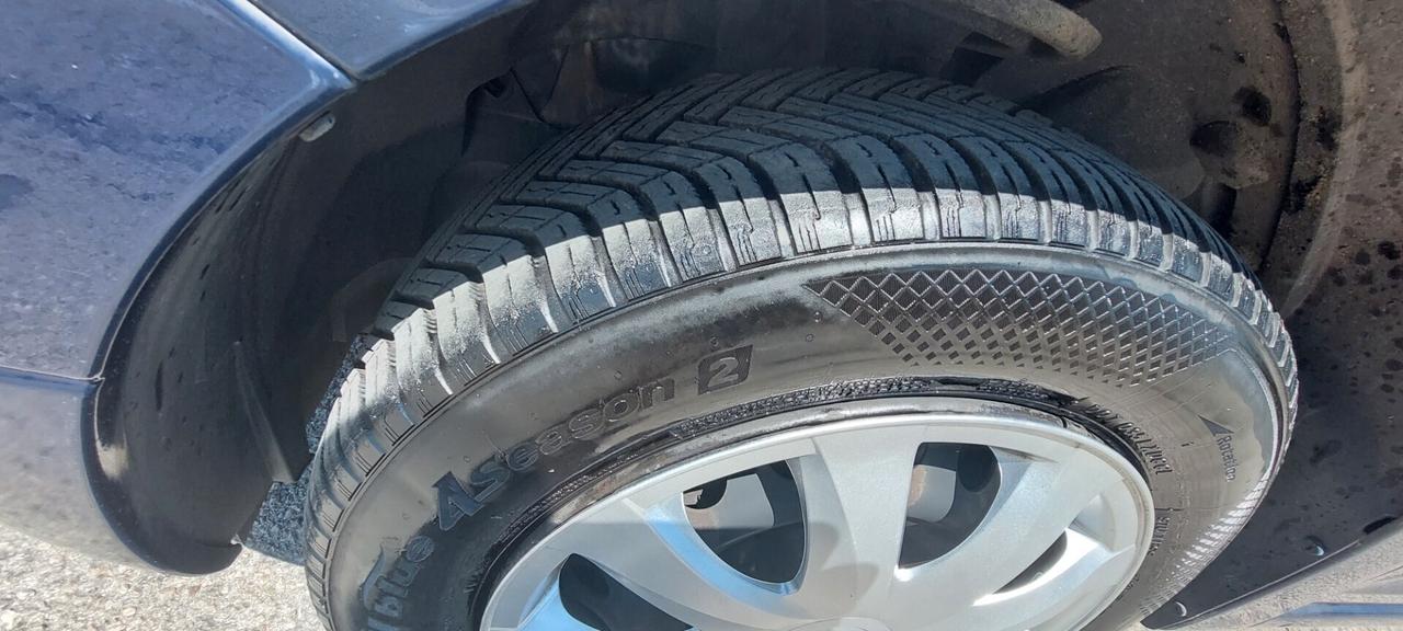 DACIA SANDERO 1,5 DIESEL X NEOPATENTATI 75 CV GOMME NUOVE IMPECCABILE