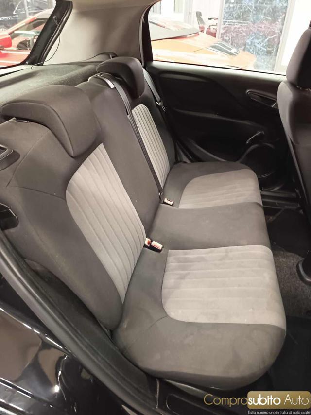 FIAT Punto 1.2 8V 5 porte Street