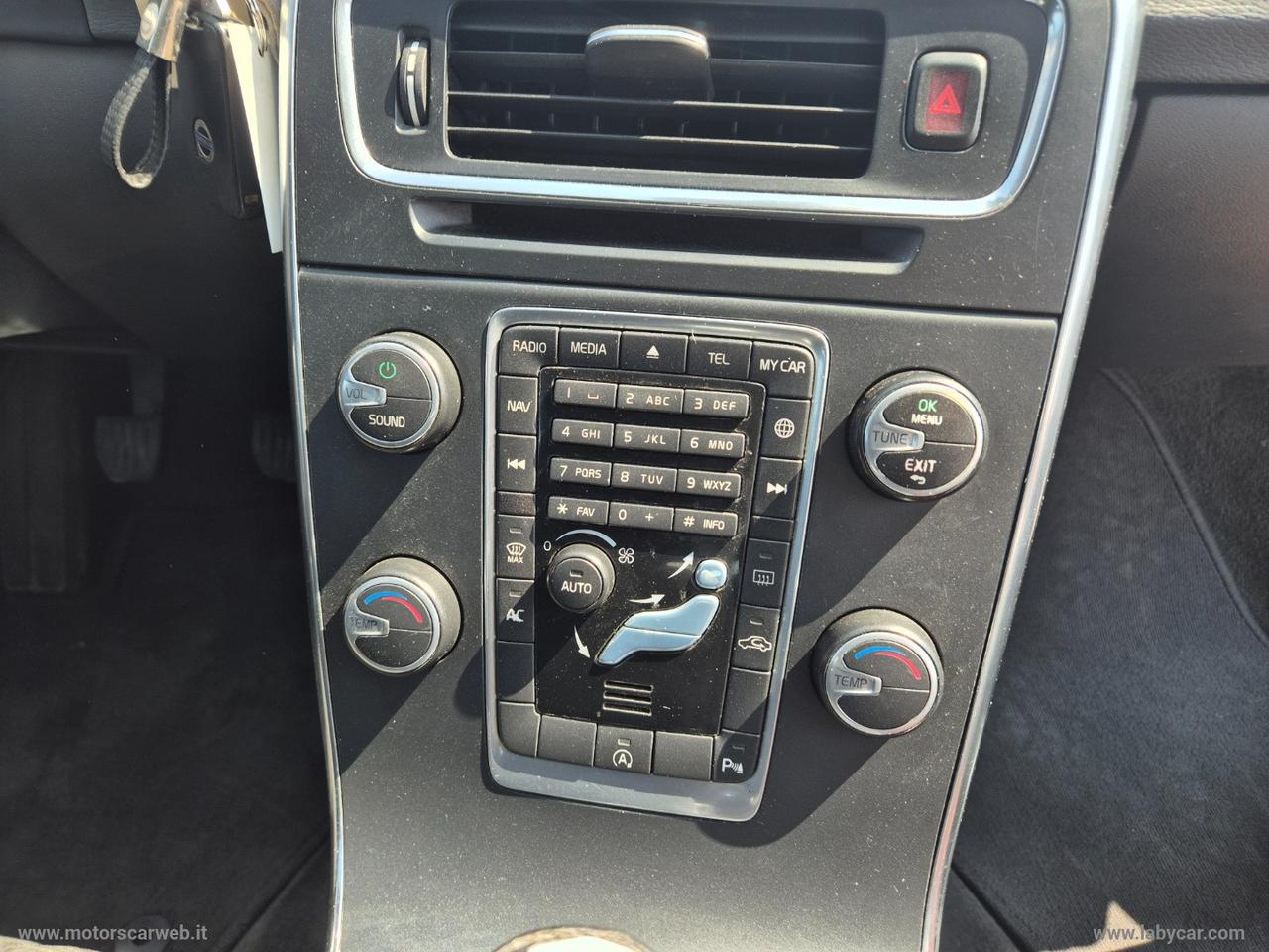 VOLVO V60 D2 Business