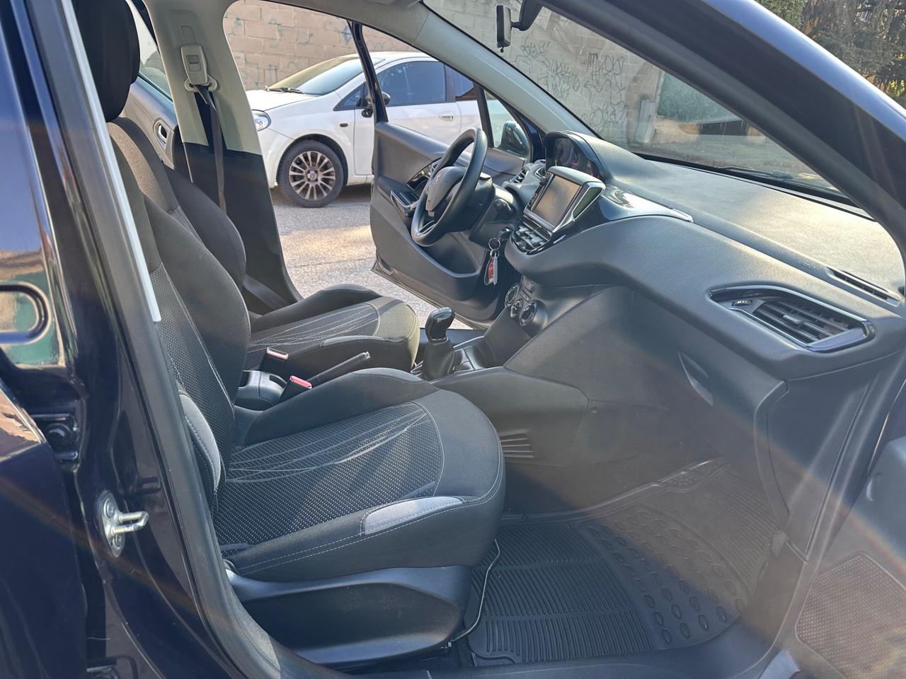 Peugeot 208 1.4 VTi 95 CV 5p. GPL - ok neopatentati