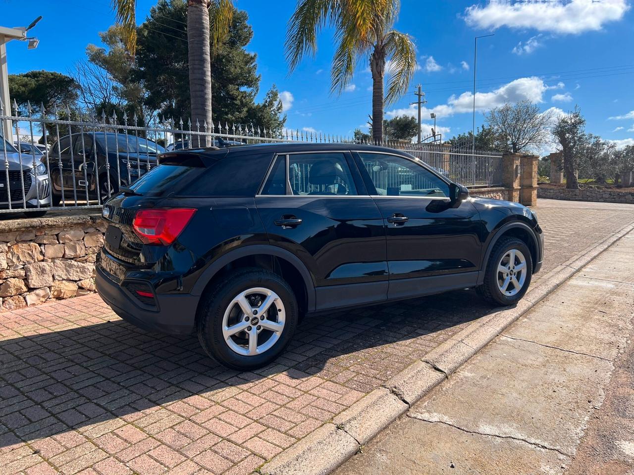 Audi Q2 35 TFSI Business