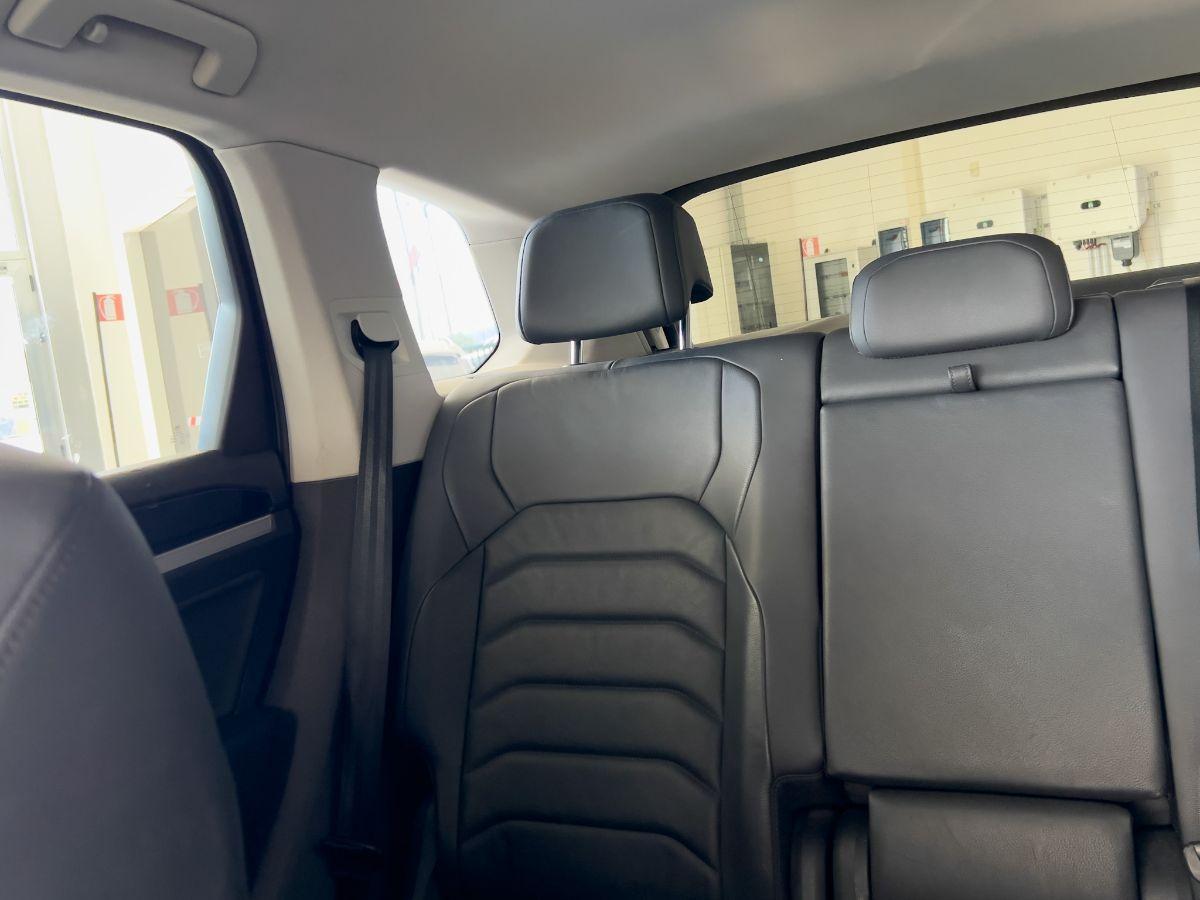 VOLKSWAGEN - Touareg - 3.0 TDI Black Style