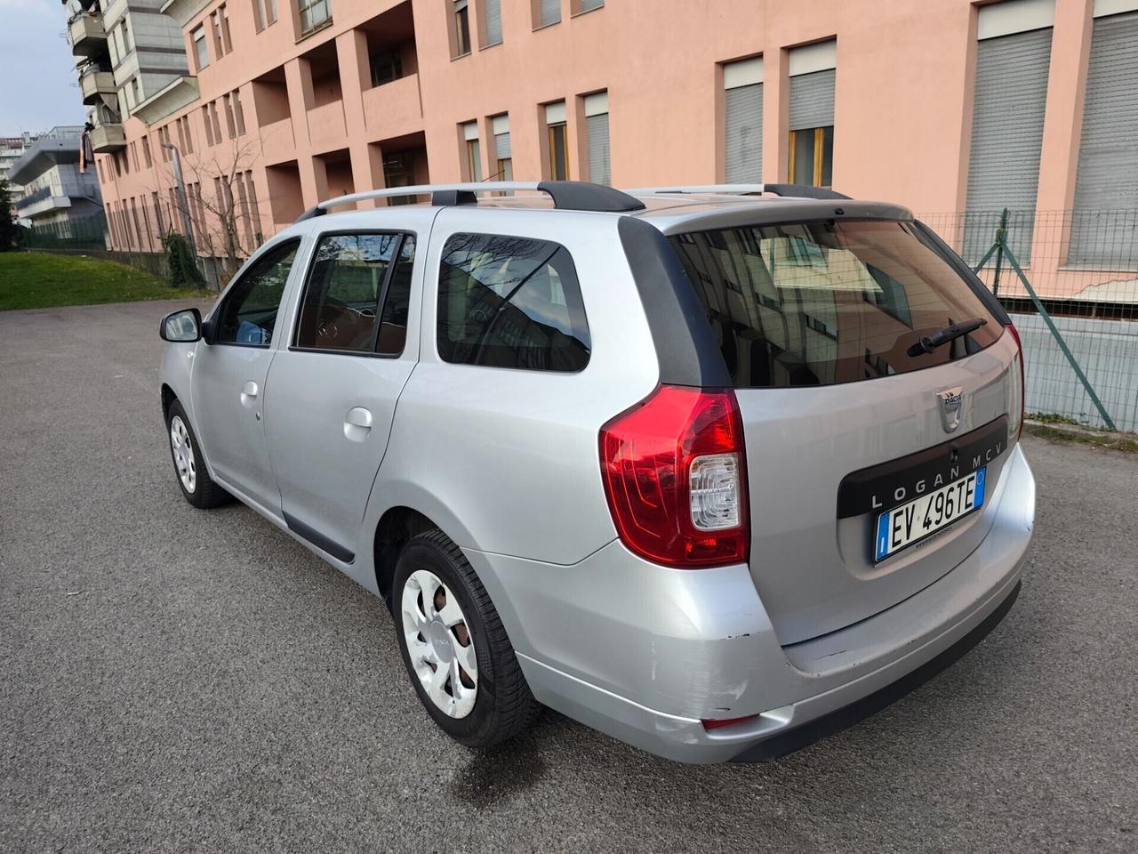 Dacia Logan MCV 1.5 dCi 8V 90CV Lauréate