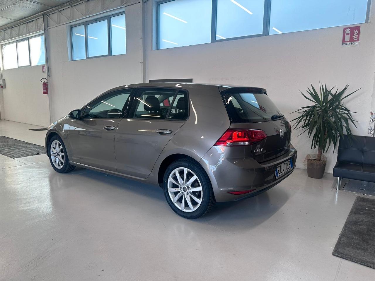 Volkswagen Golf 5 Porte Golf 5p 1.6 tdi Comfortline