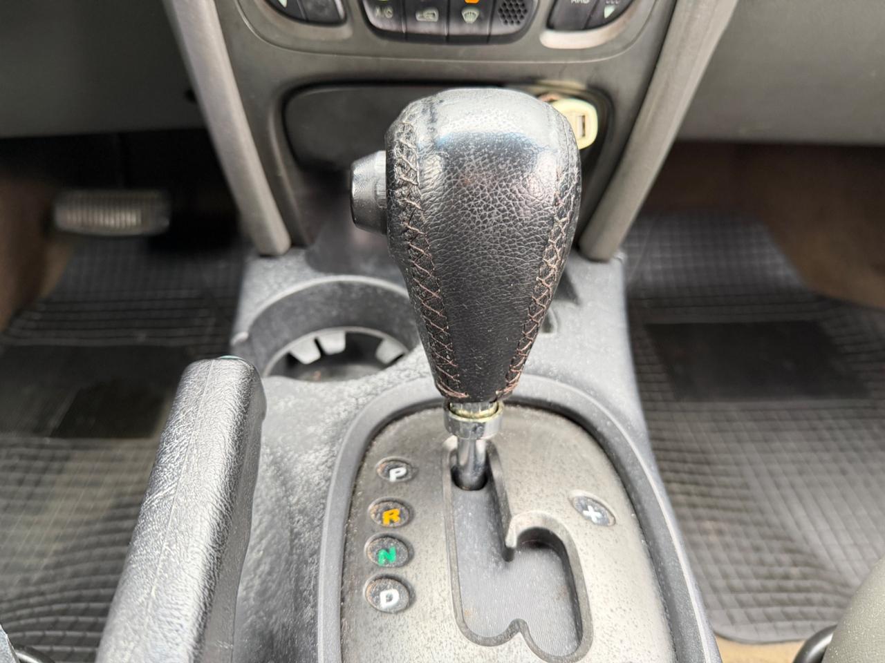 HYUNDAI SANTA Fe 2.0CRDi 4X4 4WD GANCIO TRAINO 1850KG