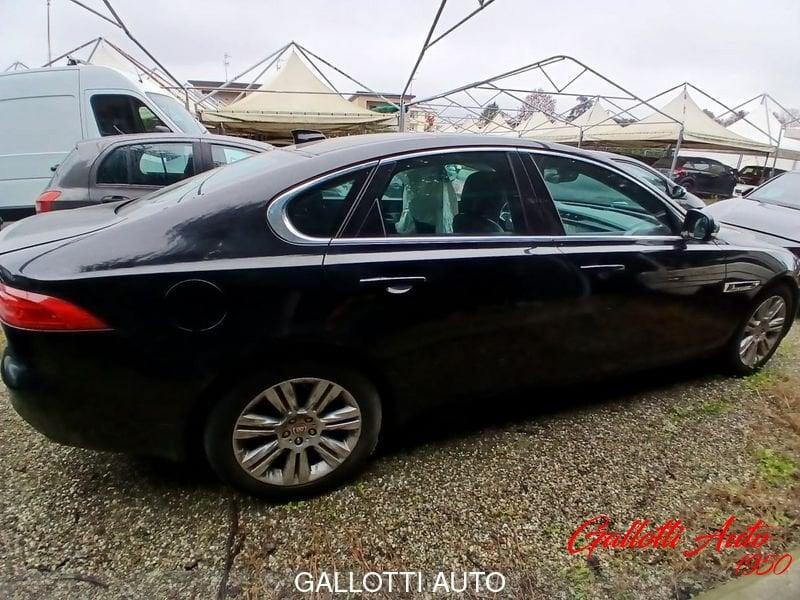 Jaguar XF XF 2.0 D 180 CV aut.-MOTORE DA RIFARE