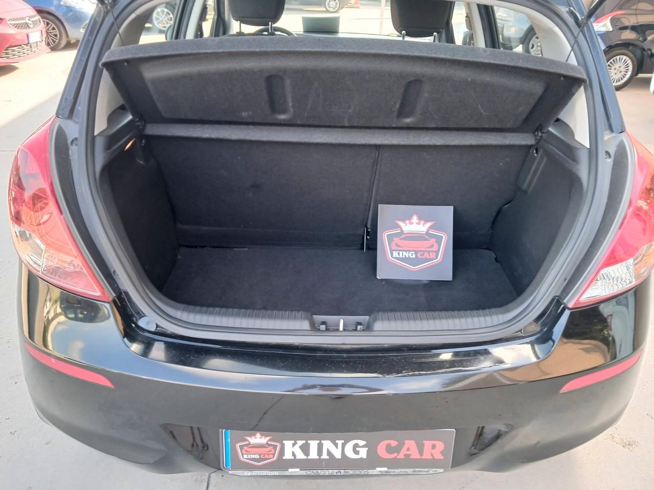 Hyundai i20 1.1 CRDi 5p. Classic KM 128000 consumi bassissimi ottima utilitaria