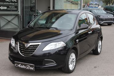 Lancia Ypsilon 1.2 69 CV 5 porte Gold PER NEOPATENTATI!!