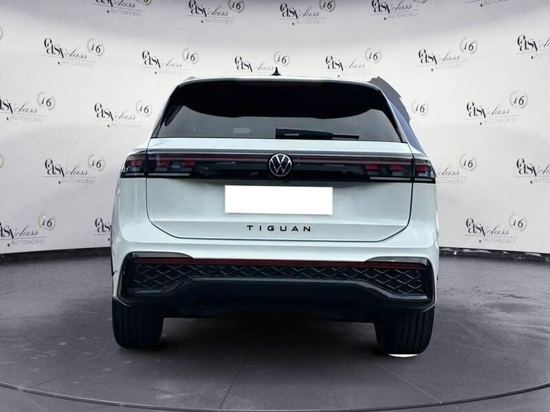 Volkswagen Tiguan Volkswagen Tiguan 1.5 eTSI R-Line Plus 150cv BLACK PACK DSG 20" CAMERA LED NAVI