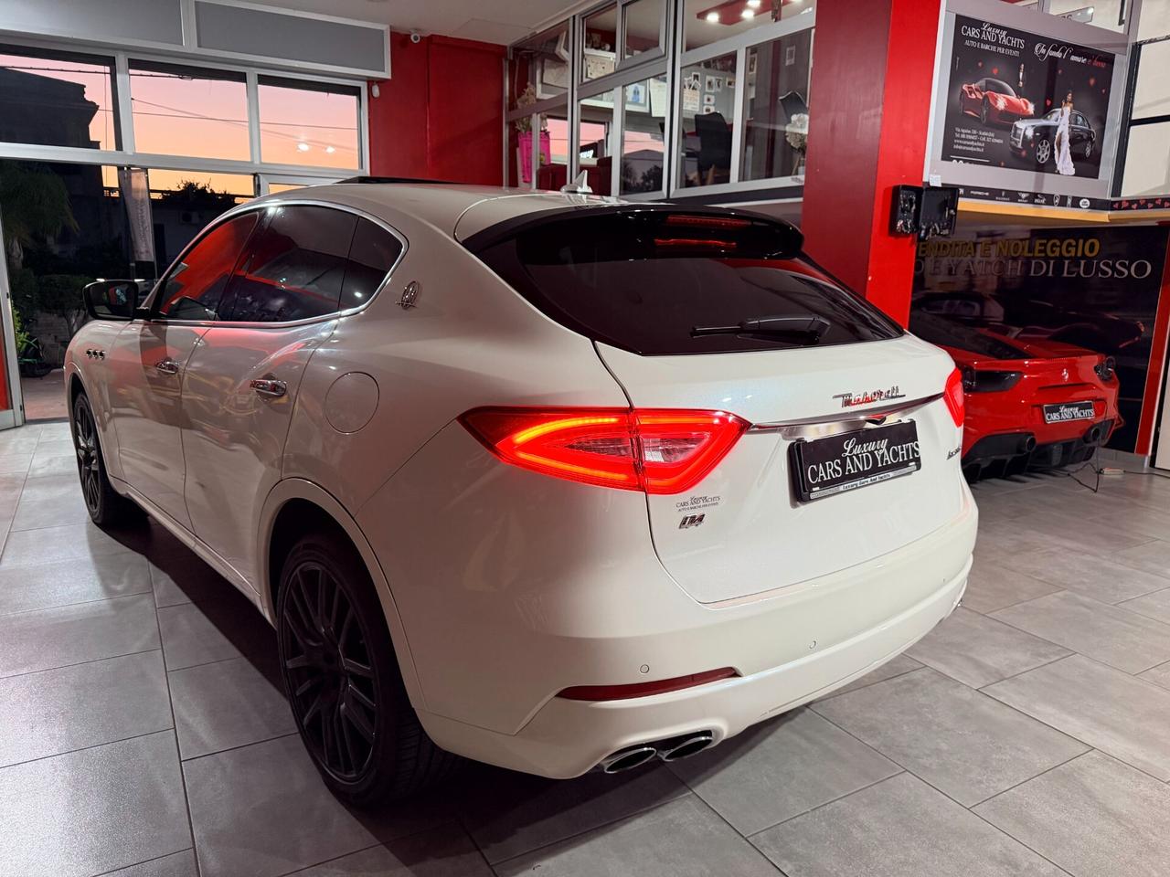 Maserati Levante V6 Diesel 275 CV AWD-PANO-FULL