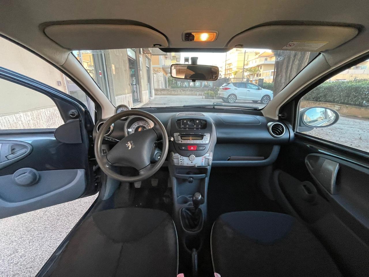 Peugeot 107 1.0 68CV 5p. Sweet Years