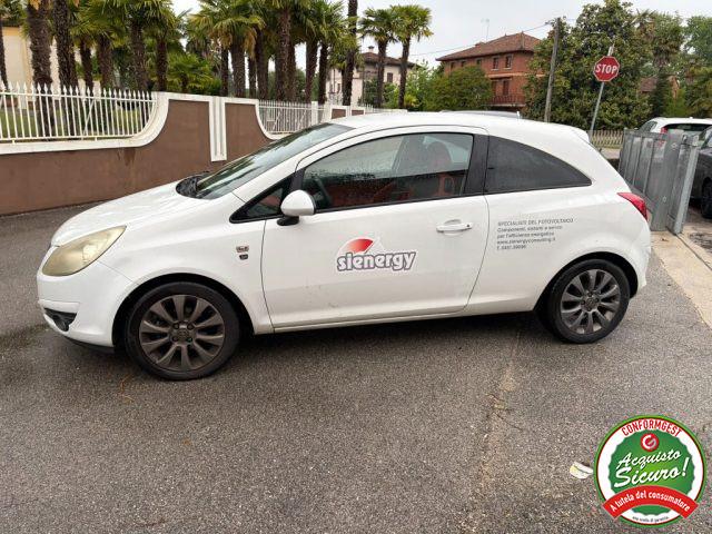 OPEL Corsa 1.2 3 porte Club