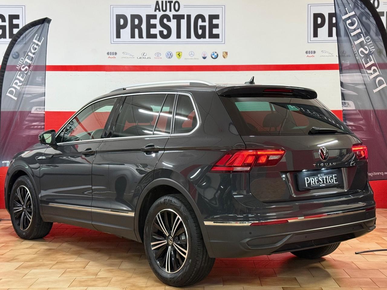Volkswagen Tiguan 2.0 TDI 150 CV DSG R-Line