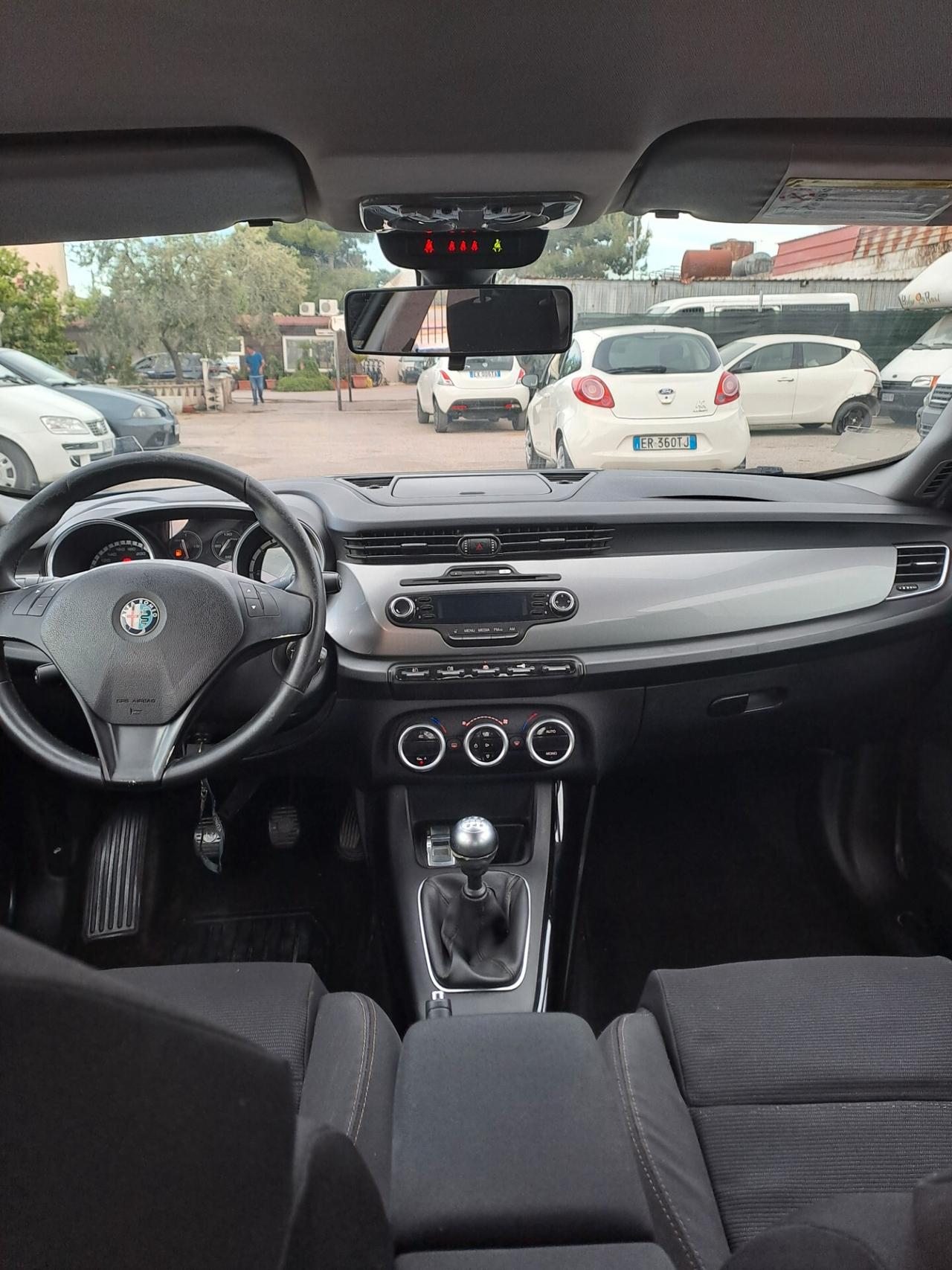 Alfa Romeo Giulietta 2.0 JTDm-2 140 CV Distinctive