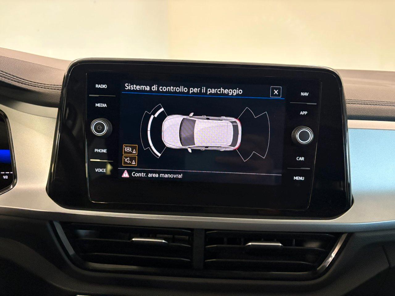 Volkswagen T-Roc 1.0 tsi Life 110cv