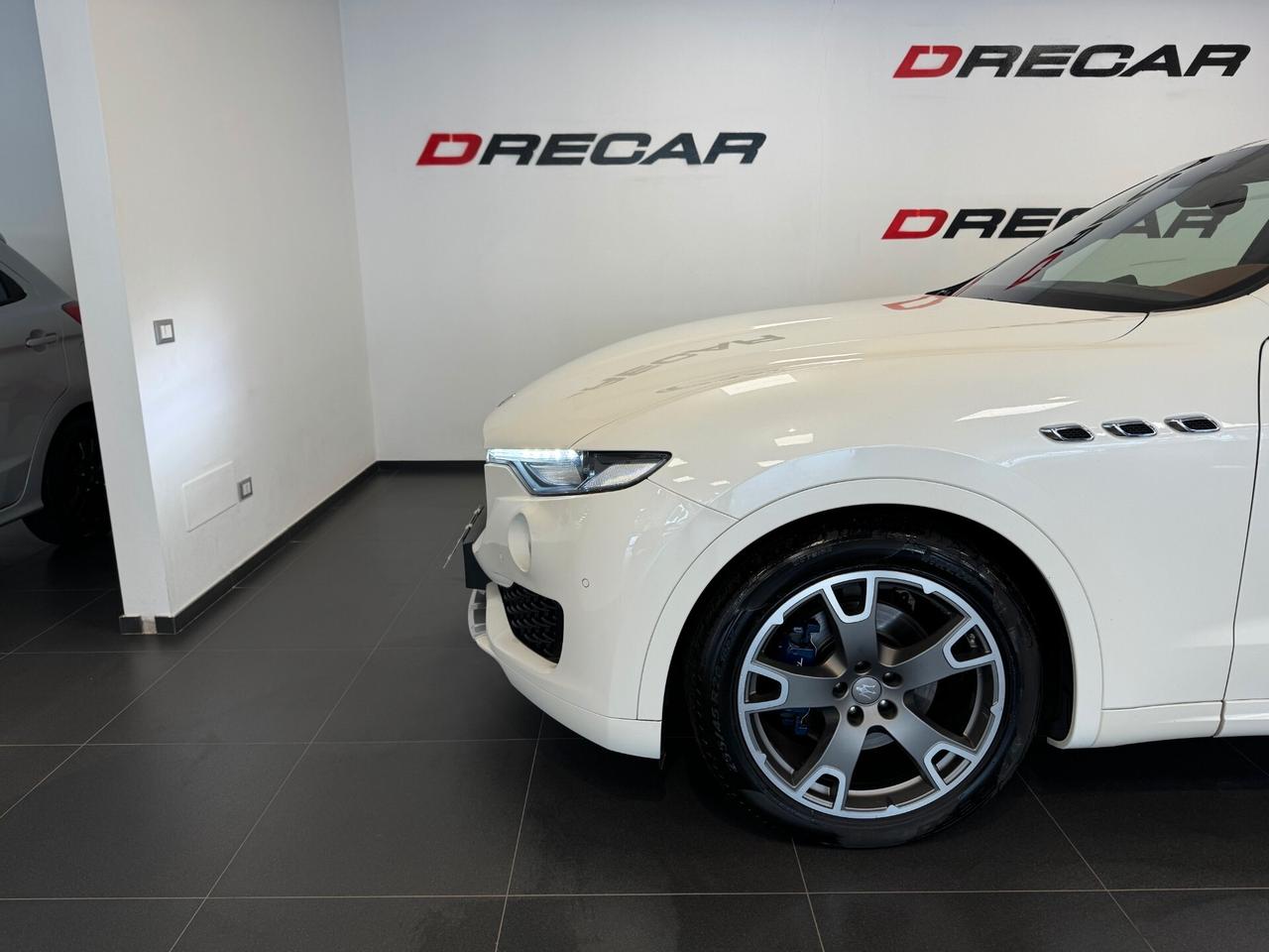 Maserati Levante V6 Diesel 275 CV AWD PERLATO TETTO PACK SPORT