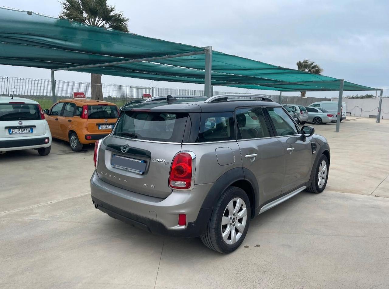 Mini Cooper D Countryman 2.0 Business Automatica
