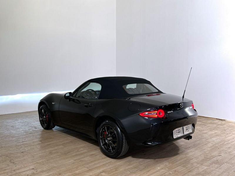 Mazda MX-5 1.5L Skyactiv-G Homura