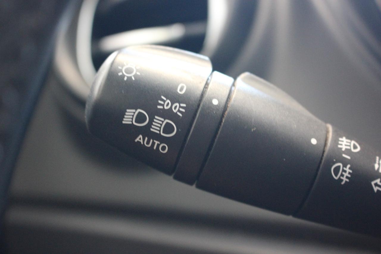 Renault Captur *PREZZO REALE* 0.9 tce 90cv INTENS KM CERTIFICATI GARANZIA 12 MESI FULL LED-TELECAMERA-SENSORI ANT E POST-NAVI