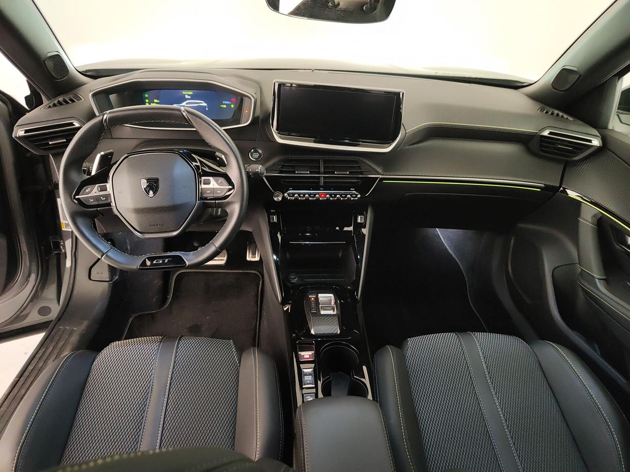 Peugeot 2008 Turbo 130 S&S EAT8 GT