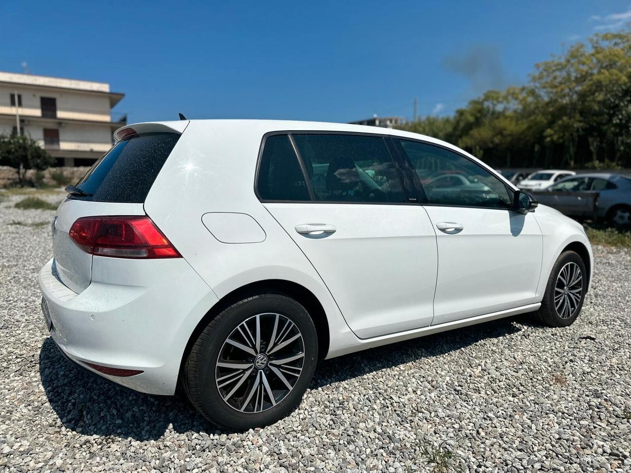 Volkswagen Golf 2.0 TDI 5p. Highline BlueMotion Technology