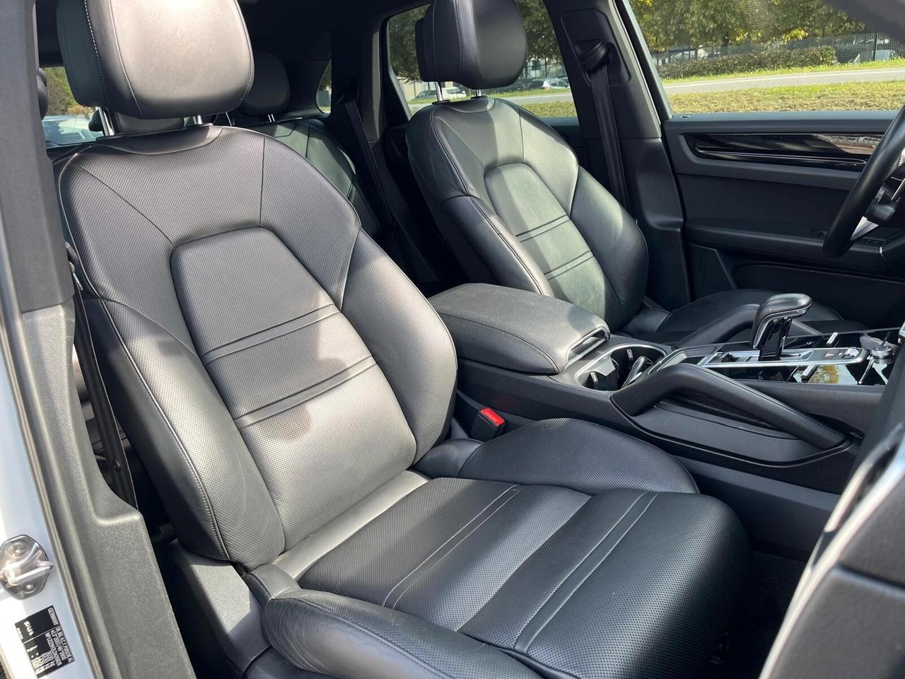 Porsche Cayenne 3.0 V6 E-Hybrid