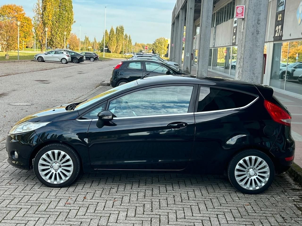 Ford Fiesta 1.6 TDCi 90CV 3 porte DPF Titanium