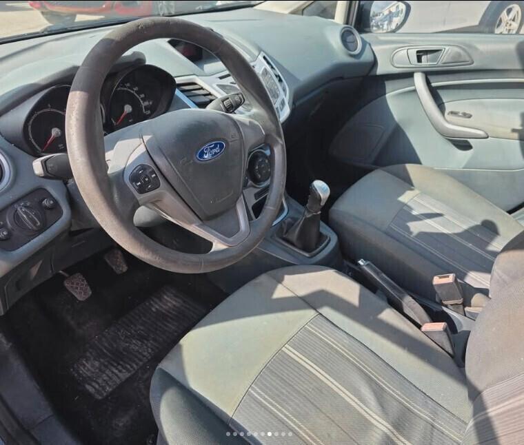 Ford Fiesta 1.4 5 porte Bz.- GPL Titanium