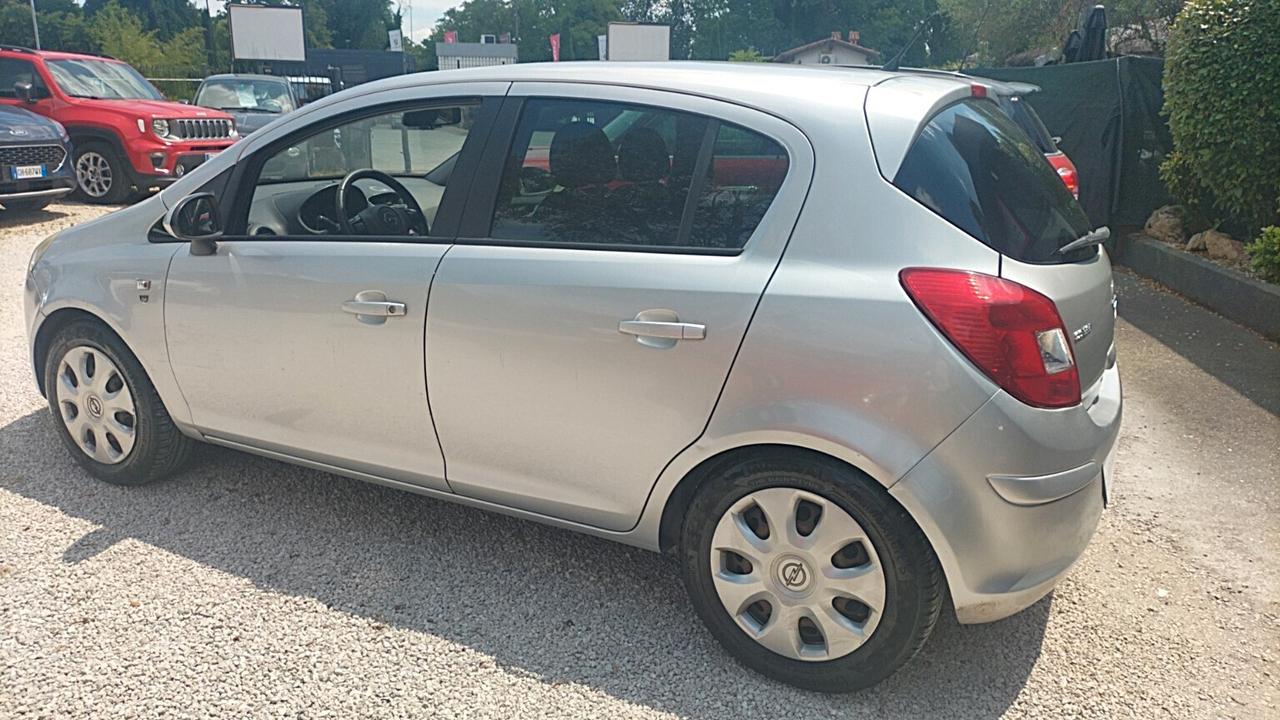 Opel Corsa 1.2 80CV 5 porte GPL-TECH PREZZO OUTLET **KM 105000**