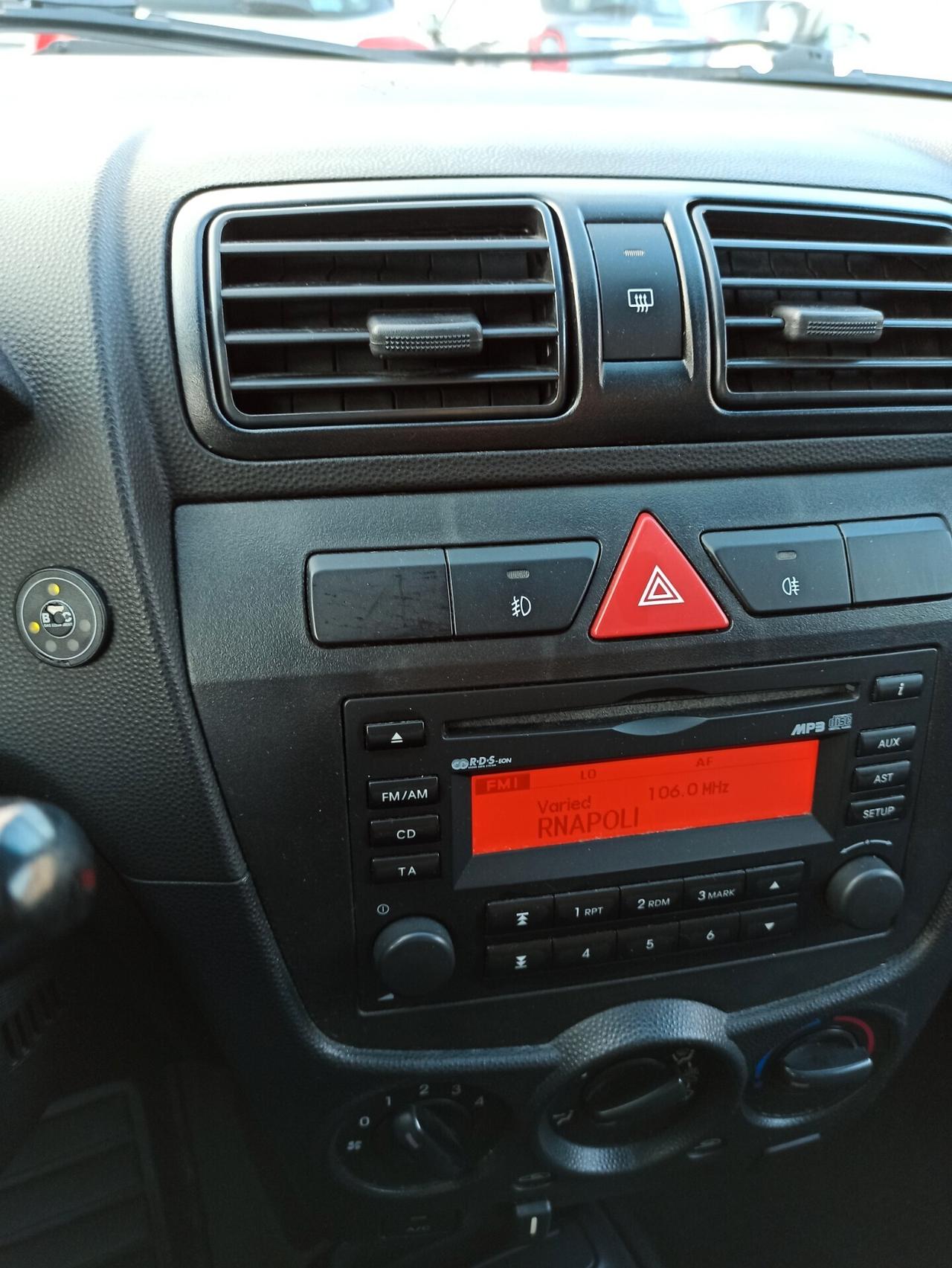Kia Picanto 1.1 12V Trendy Bi-Fuel Automatica