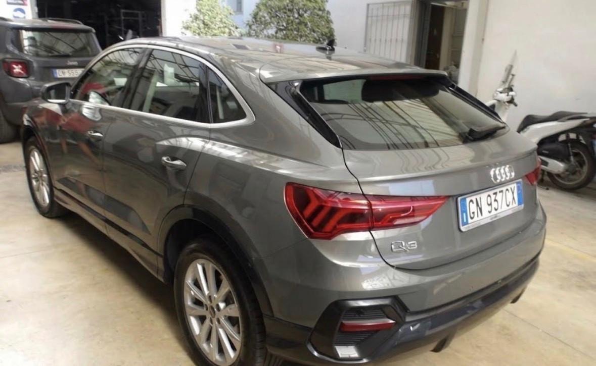 Audi Q3 35 TDI S tronic Business