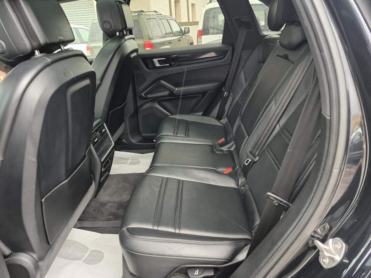 Porsche Cayenne 3.0 V6 E-Hybrid